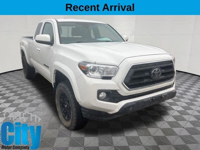 2022 Toyota Tacoma 4WD SR5