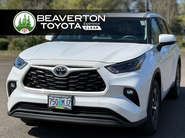 2023 Toyota Highlander XLE