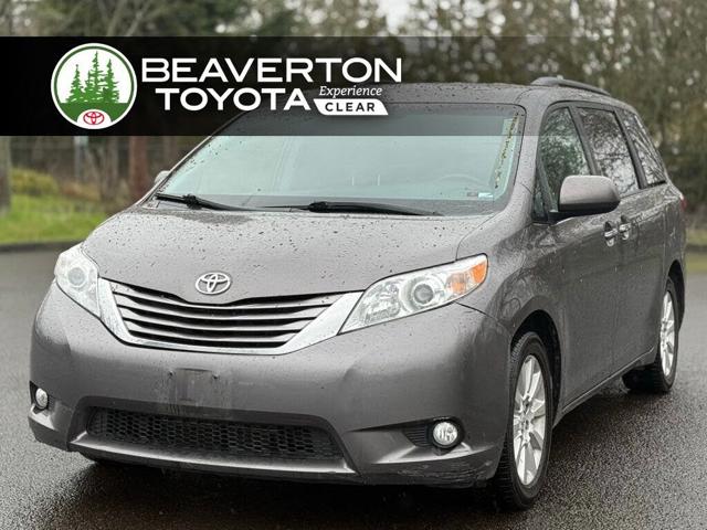 2015 Toyota Sienna XLE Premium 7-Passenger