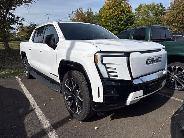 2025 GMC Sierra EV Denali
