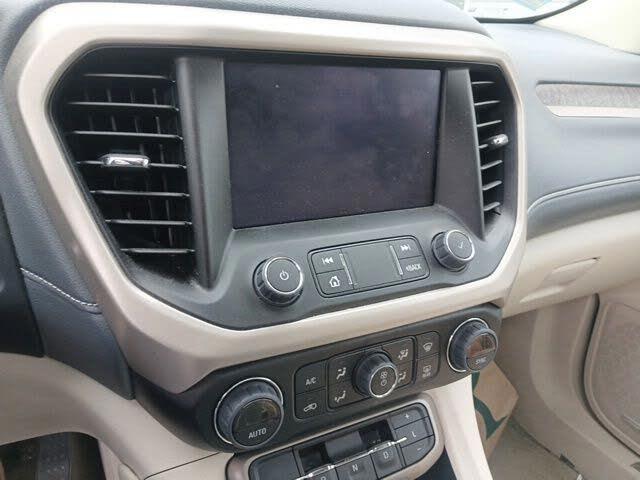 2023 GMC Acadia Denali AWD