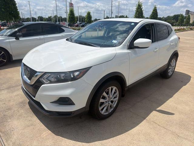 2022 Nissan Rogue Sport S FWD