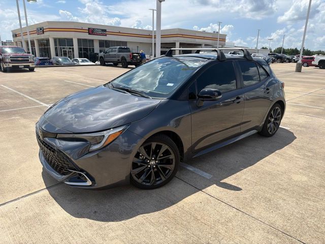 2025 Toyota Corolla Hatchback XSE