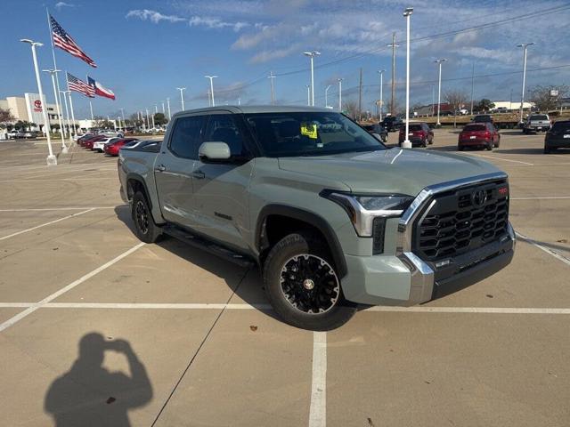 2023 Toyota Tundra 4WD SR5
