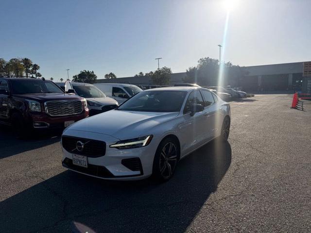 2021 Volvo S60 Recharge T8 R-Design Expression