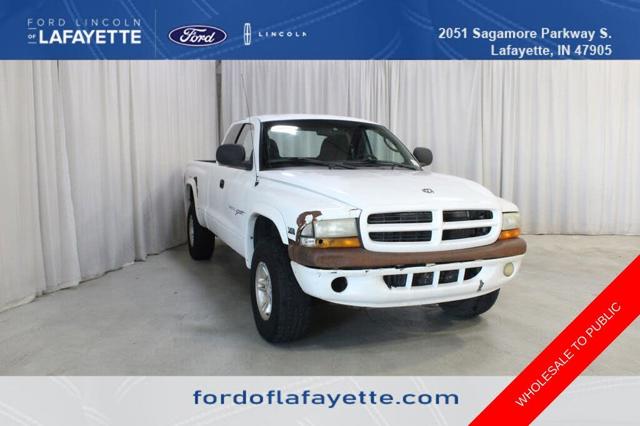 2000 Dodge Dakota Sport