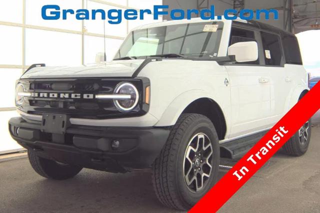 2025 Ford Bronco Outer Banks 4-Door 4WD
