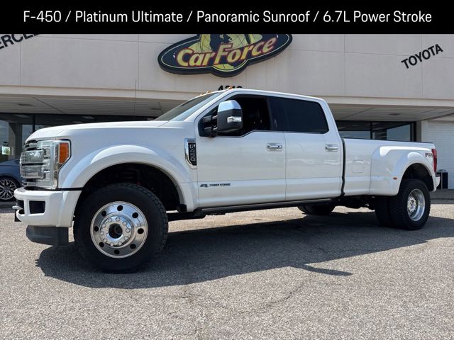 2017 Ford Super Duty F-450 DRW Platinum