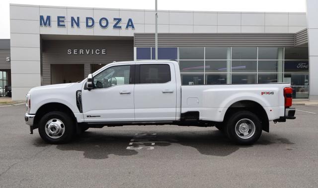 2024 Ford Super Duty F-350 DRW Lariat