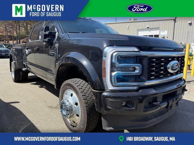2025 Ford F-450 Super Duty Platinum