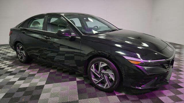 2025 Hyundai Elantra SEL Convenience FWD