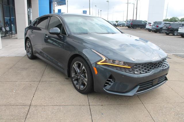 2022 Kia K5 EX