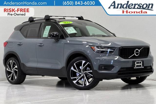 2021 Volvo XC40 T5 R-Design AWD