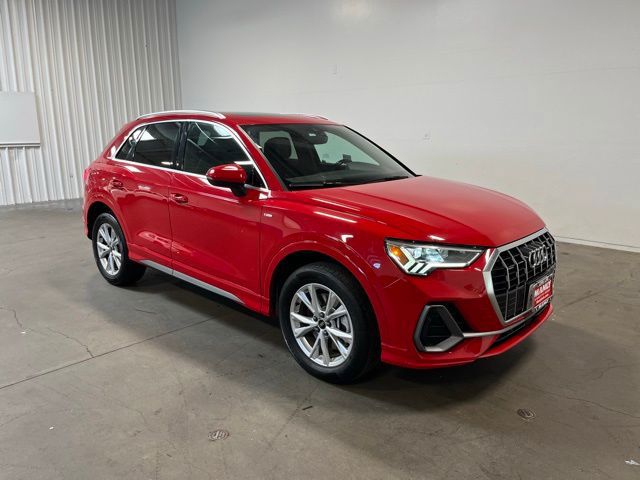 2024 Audi Q3 quattro Premium S Line 45 TFSI