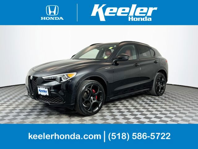 2022 Alfa Romeo Stelvio Veloce