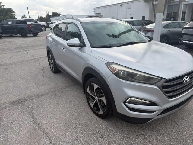 2016 Hyundai Tucson 1.6T Sport FWD with Beige Seat