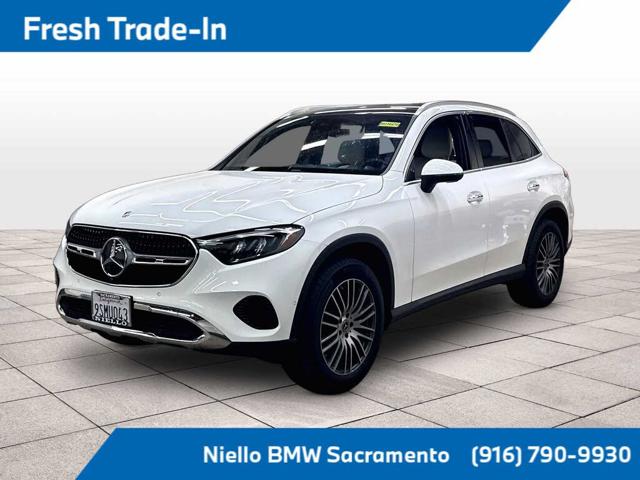 2025 Mercedes-Benz GLC 300 RWD