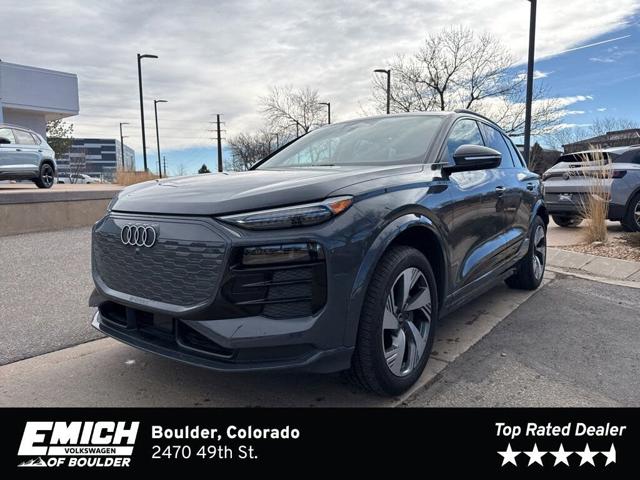 2025 Audi Q6 e-tron quattro Premium Plus