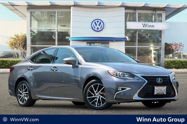 2017 Lexus ES 350 Base