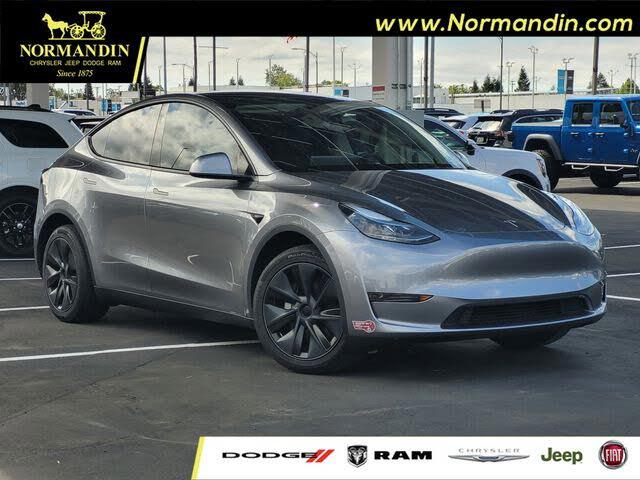 2025 Tesla Model Y Long Range RWD