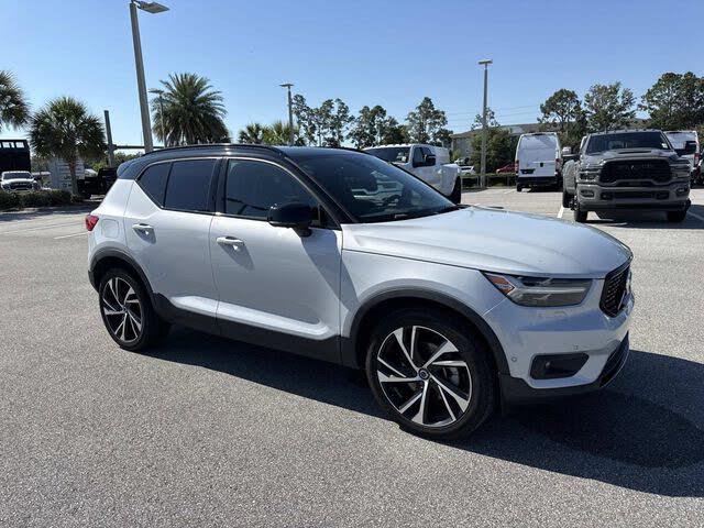 2021 Volvo XC40 T5 R-Design AWD