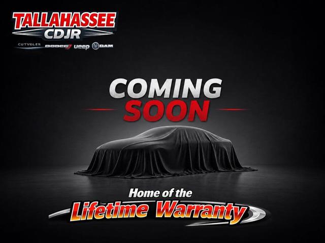2021 Volvo XC90 T6 Momentum 6-Passenger
