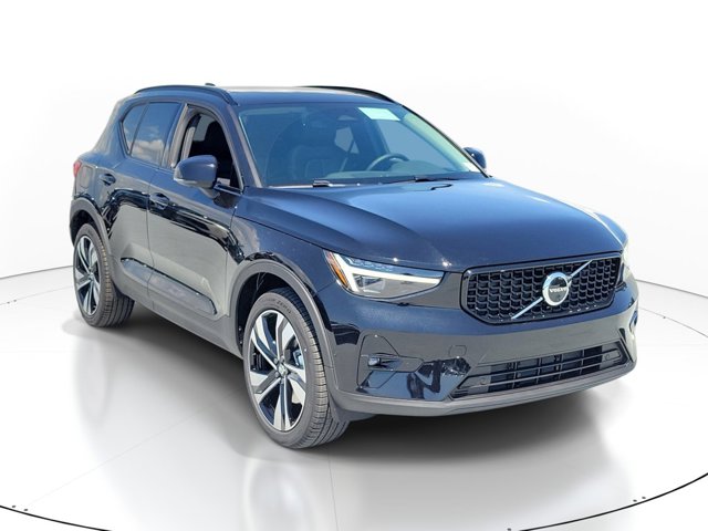 2026 Volvo XC40 B5 Ultra AWD