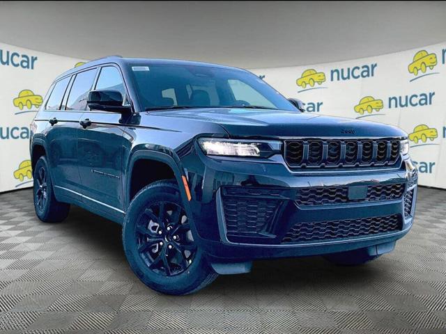 2026 Jeep Grand Cherokee L Altitude 4WD