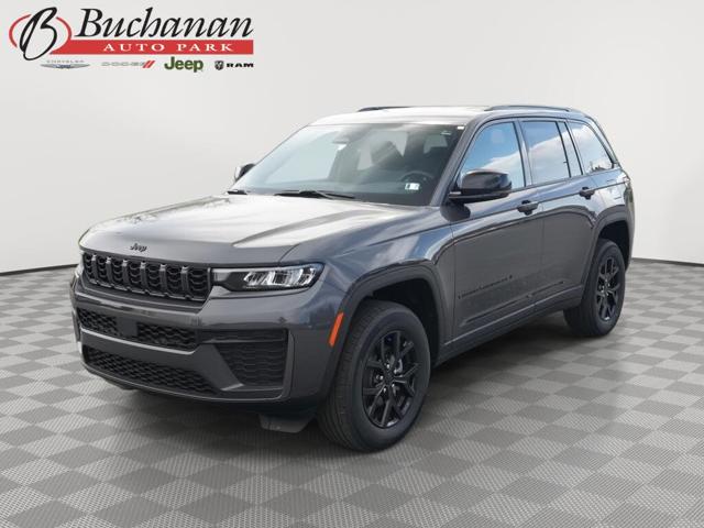 2026 Jeep Grand Cherokee Altitude 4WD