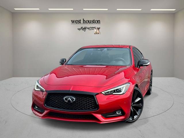 2022 Infiniti Q60 Red Sport 400