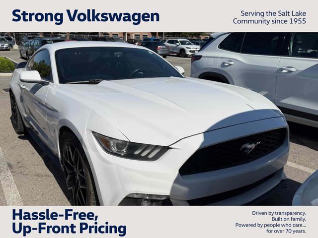 2017 Ford Mustang EcoBoost Coupe RWD