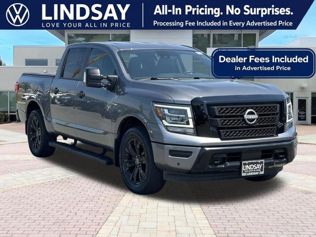 2023 Nissan Titan SV