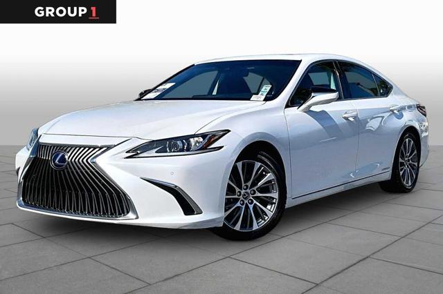 2020 Lexus ES 300h Base