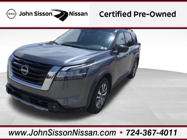 2022 Nissan Pathfinder SL