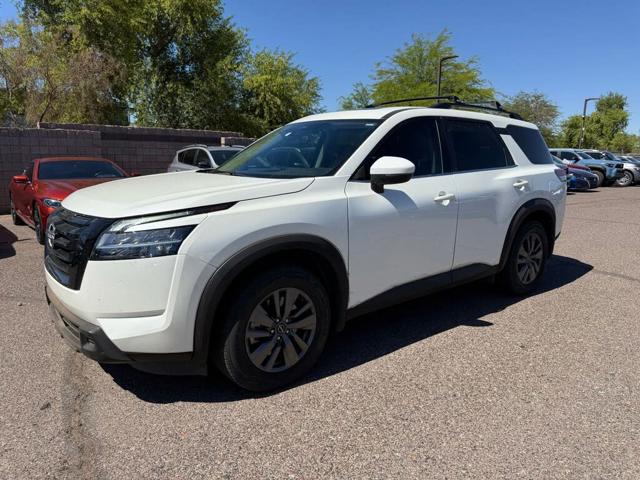 2022 Nissan Pathfinder SV FWD