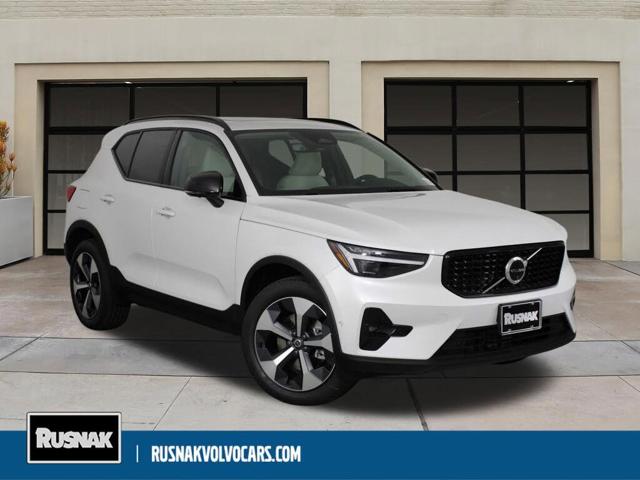 2026 Volvo XC40 B5 Plus AWD