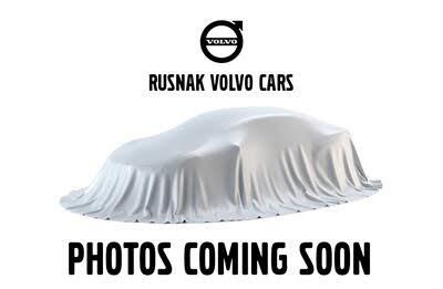 2023 Volvo XC40 B5 Ultimate Dark Theme AWD