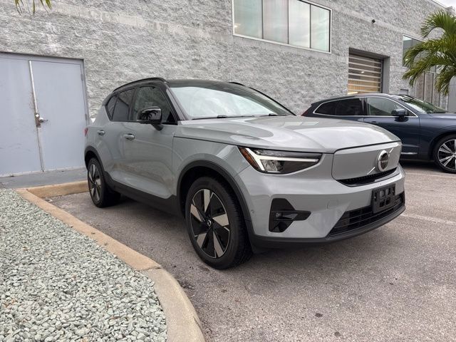 2024 Volvo XC40 Recharge Pure Electric Twin Plus eAWD