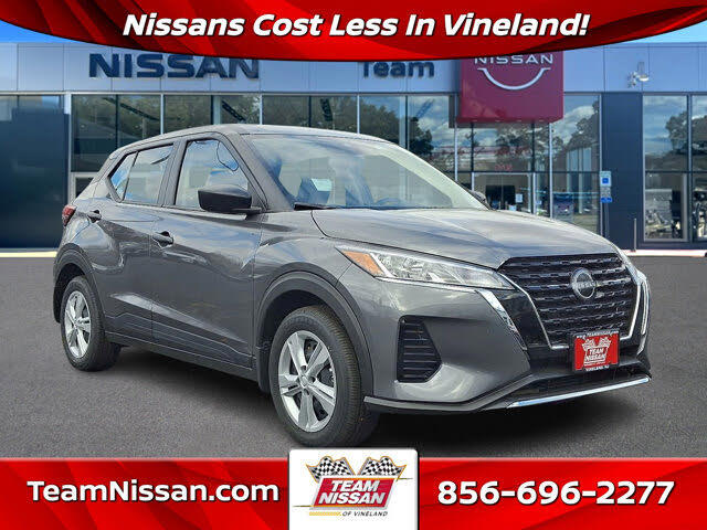 2025 Nissan Kicks Play S FWD