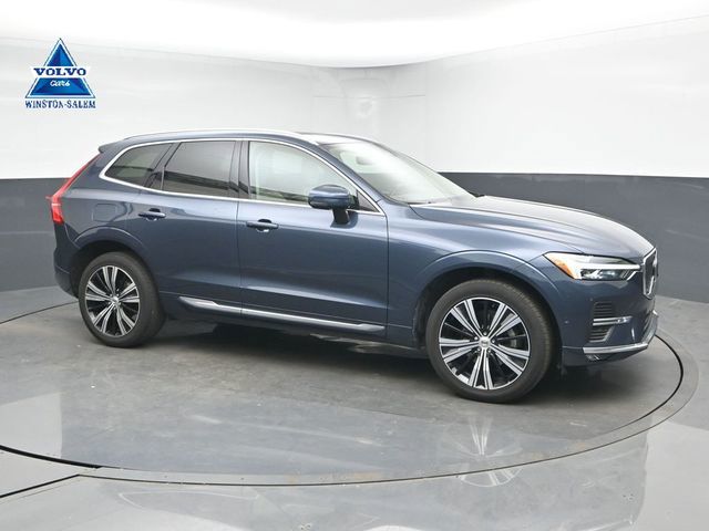 2023 Volvo XC60 B5 Plus Bright Theme AWD