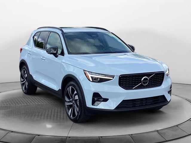 2026 Volvo XC40 B5 Ultra AWD