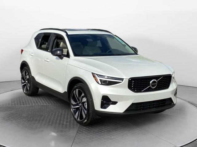 2026 Volvo XC40 B5 Ultra AWD