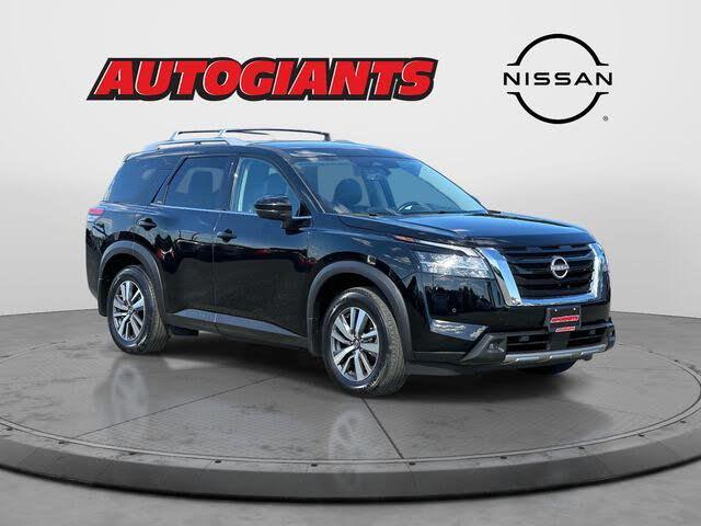 2024 Nissan Pathfinder SL 4WD