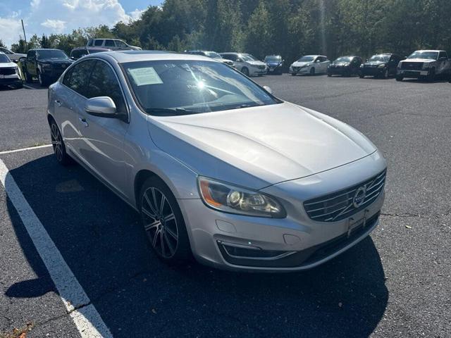 2015 Volvo S60 T5 Drive-E Platinum