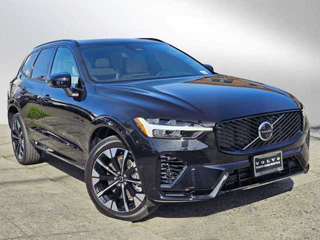 2026 Volvo XC60 Plug-In Hybrid B5 Plus AWD