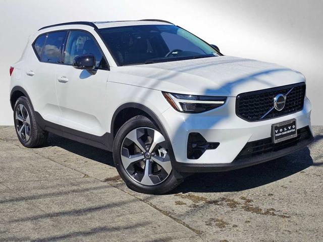 2026 Volvo XC40 B5 Plus AWD