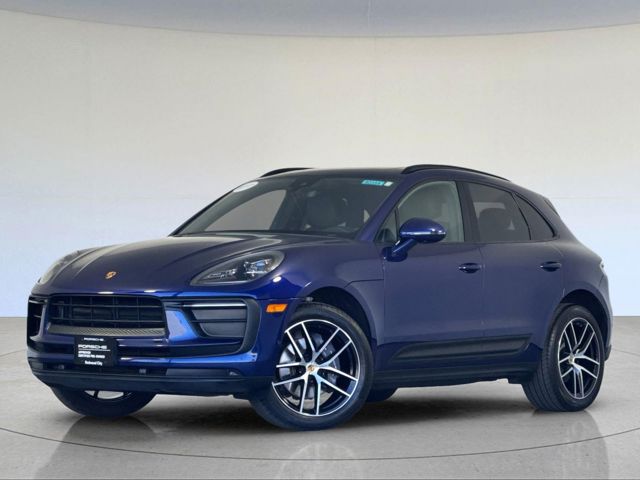 2022 Porsche Macan AWD