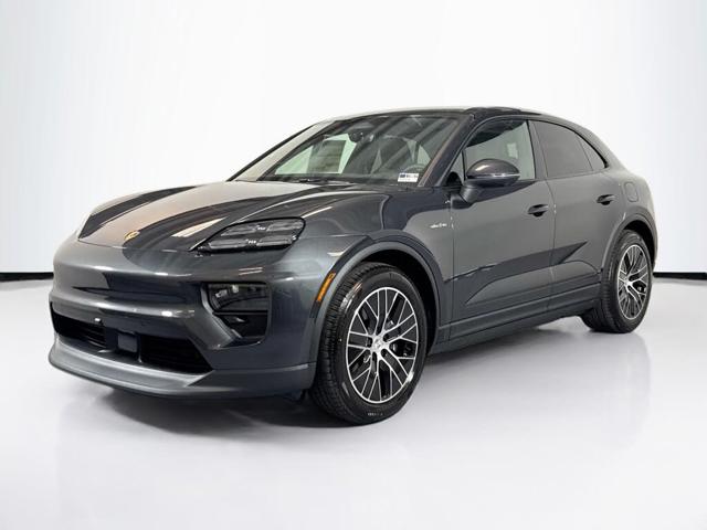 2026 Porsche Macan AWD