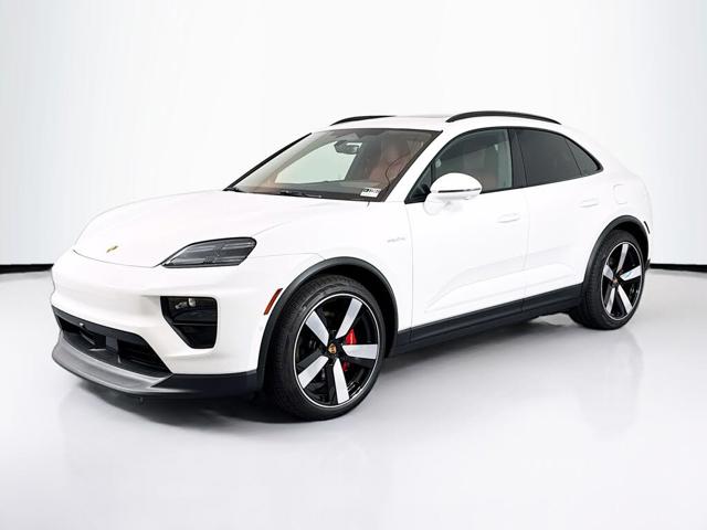 2025 Porsche Macan AWD
