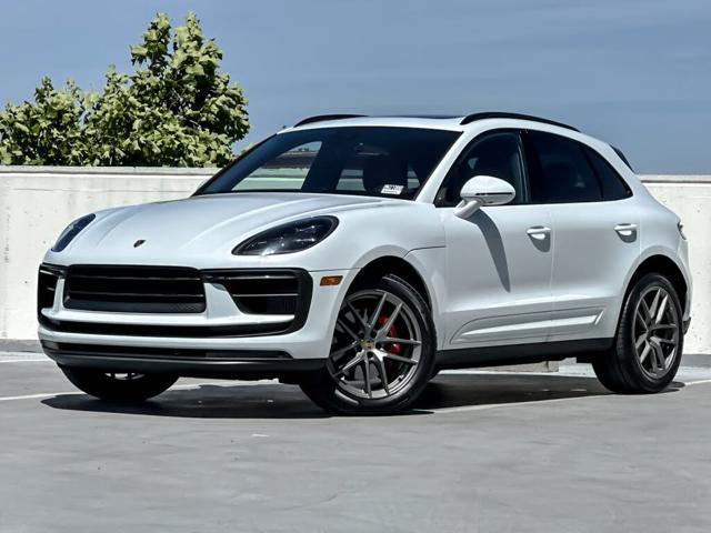 2022 Porsche Macan S AWD